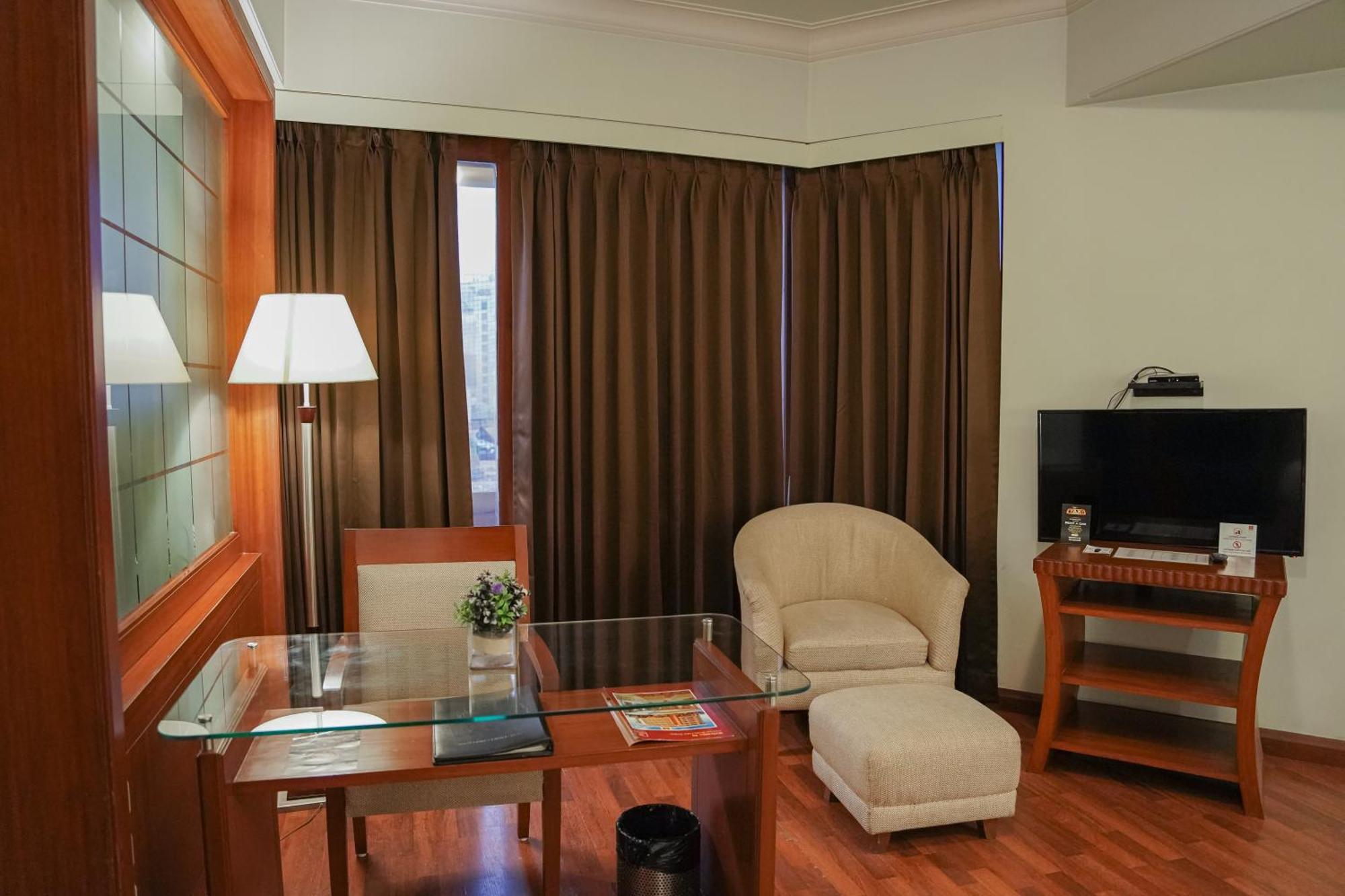 Clarion Bella Casa At Airport Hotell Jaipur Exteriör bild